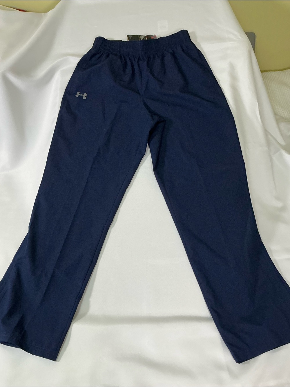 Under Armour Navy Straight Leg Pants NWT M